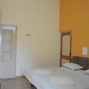 Saheli Palace